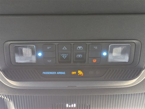 Used 2025 Ford Explorer Platinum image 26