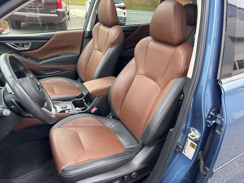 Used 2022 Subaru Forester Touring w/ Popular Package #2 AWD/4WD image 11