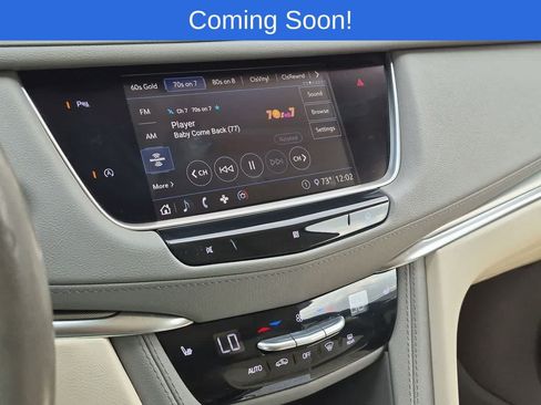 Used 2020 Cadillac XT5 Premium Luxury w/ LPO, Floor Liner Package FWD image 28