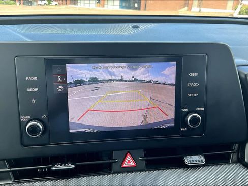 Used 2023 Kia Sportage LX image 26