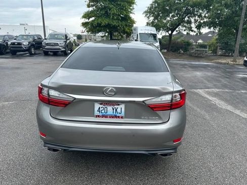 Used 2018 Lexus ES 350 w/ Navigation System Package FWD image 3