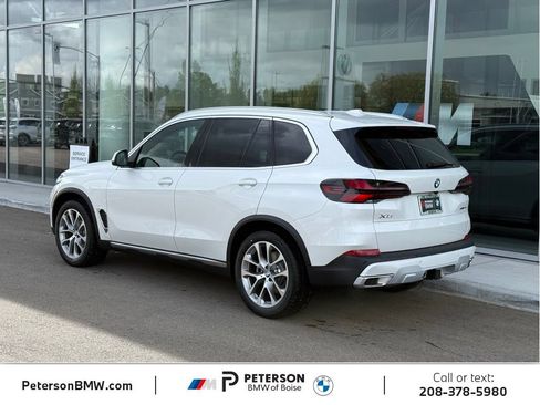 New 2026 BMW X5 xDrive40i AWD/4WD image 3