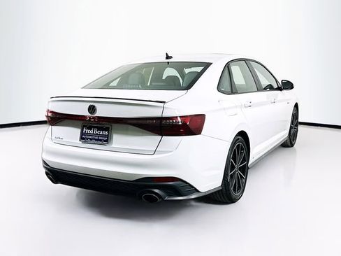 Used 2025 Volkswagen Jetta GLI Autobahn image 8