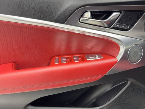 Used 2025 Genesis G70 2.5T w/ Sport Prestige Package image 37