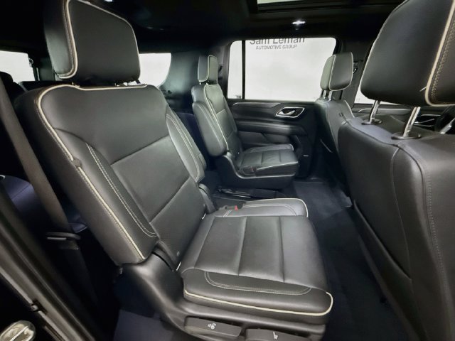 Used 2022 GMC Yukon XL SLT AWD/4WD image 30