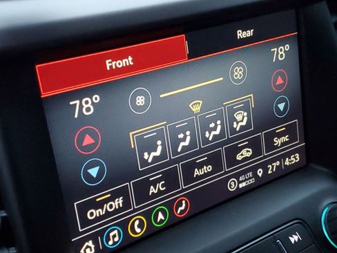 Certified 2022 GMC Acadia AT4 w/ Preferred Package image 24