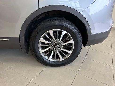 Used 2023 Lincoln Nautilus AWD w/ Premium Package image 31