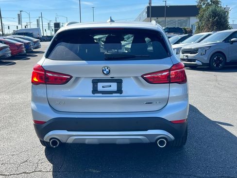 Used 2020 BMW X1 xDrive28i w/ Convenience Package AWD/4WD image 10