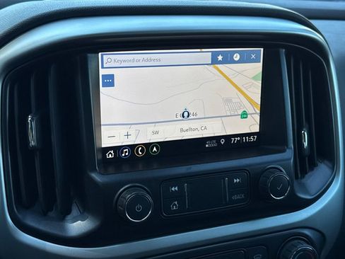 Used 2021 Chevrolet Colorado LT w/ Safety Package RWD image 21