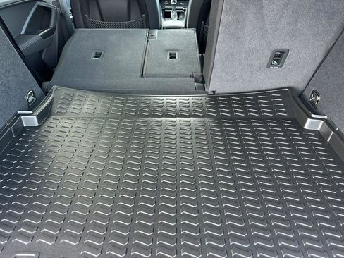 Used 2025 Audi Q3 2.0T Premium w/ Convenience Package image 15