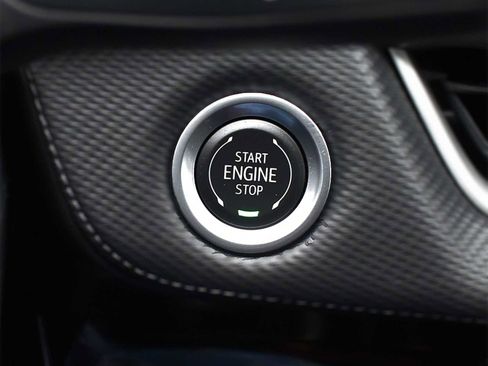 Used 2025 Chevrolet Equinox LT w/ Convenience Package II image 15