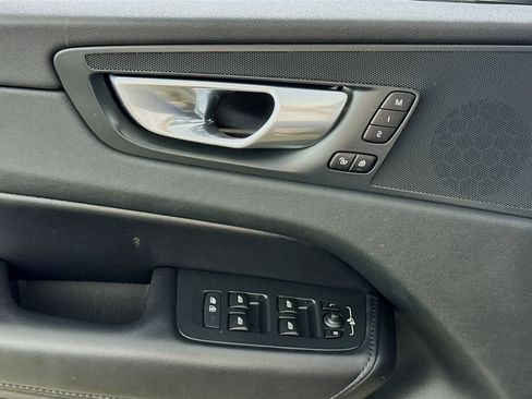 Used 2024 Volvo XC60 B5 Plus w/ Protection Package Premier AWD/4WD image 19