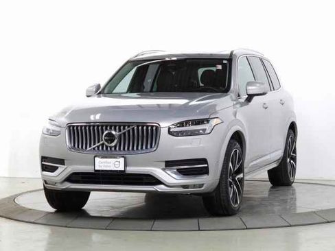 Used 2024 Volvo XC90 B6 Ultimate w/ Protection Package Premier image 4