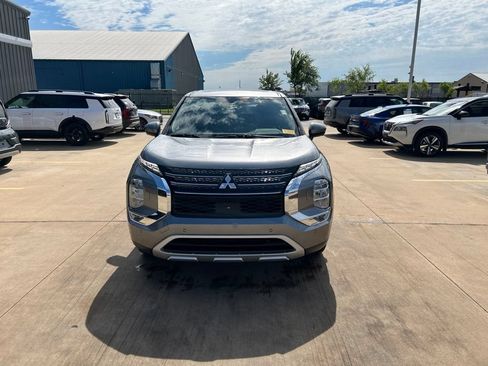Used 2022 Mitsubishi Outlander SE AWD/4WD image 5