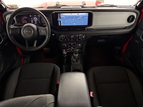 Used 2024 Jeep Gladiator Sport AWD/4WD image 16