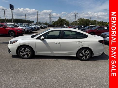 Used 2025 Subaru Legacy Premium AWD/4WD image 10