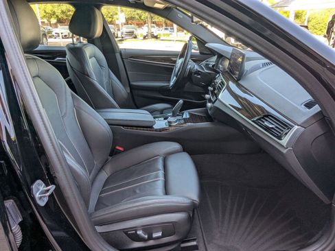 Used 2023 BMW 530i image 23