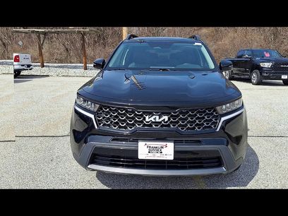 Used 2023 Kia Sorento S w/ Panoramic Sunroof Package
