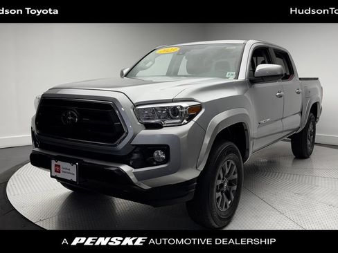 Used 2023 Toyota Tacoma SR5 AWD/4WD image 1