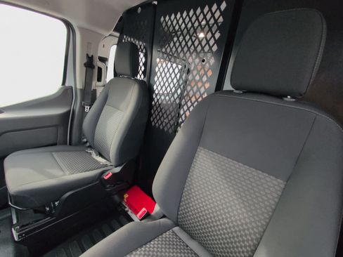 Used 2024 Ford Transit 250 w/ Exterior Upgrade Package image 18