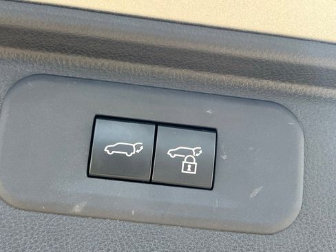 Used 2024 Toyota Grand Highlander XLE image 17