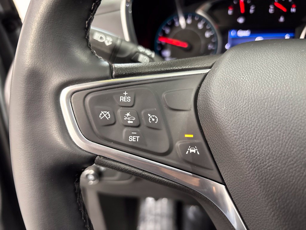 Used 2023 Chevrolet Equinox LT AWD/4WD image 13