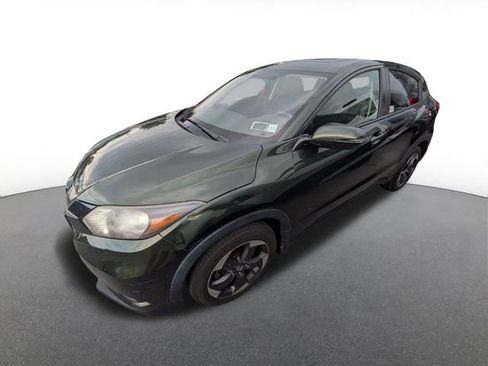Used 2018 Honda HR-V EX image 2