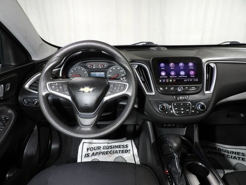 Used 2022 Chevrolet Malibu LT FWD image 13