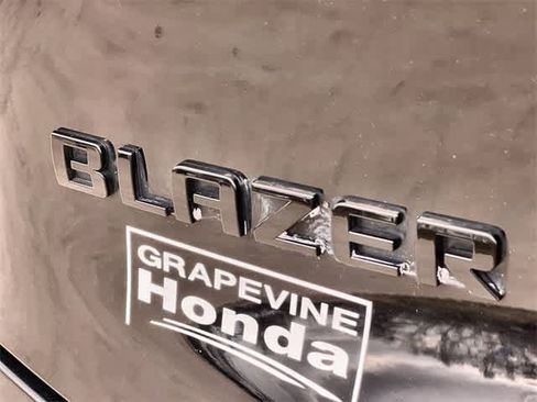 Used 2023 Chevrolet Blazer Premier w/ Enhanced Convenience Package image 8