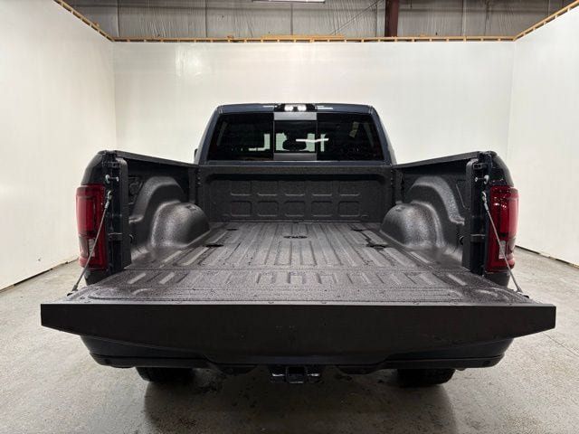 New 2026 RAM 2500 Laramie AWD/4WD image 8