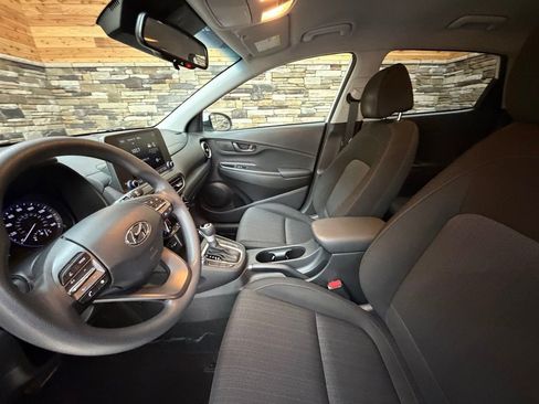 Used 2023 Hyundai Kona SEL image 11