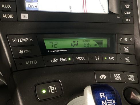 Used 2010 Toyota Prius Five FWD image 16