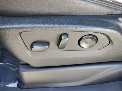 Used 2022 Chevrolet Tahoe High Country image 22