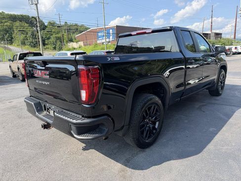 Used 2023 GMC Sierra 1500 Pro w/ Graphite Edition AWD/4WD image 5