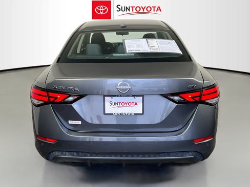 Used 2024 Nissan Sentra SV FWD image 5