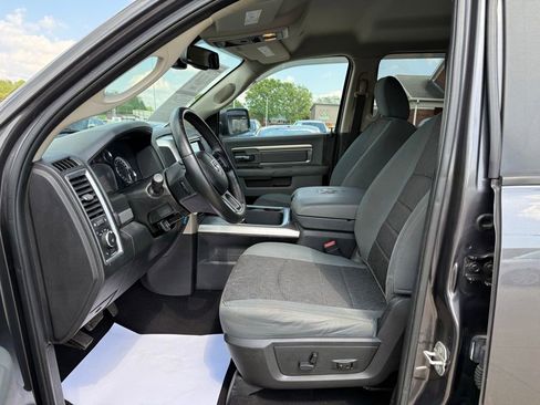 Used 2018 RAM 1500 Big Horn AWD/4WD image 24