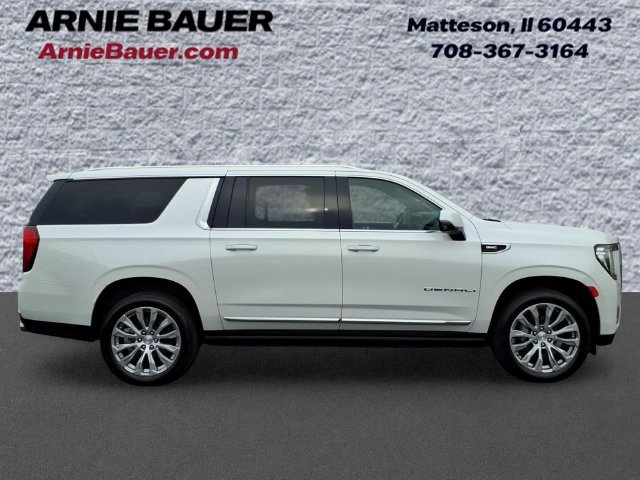 Used 2023 GMC Yukon XL Denali w/ Max Trailering Package AWD/4WD image 4