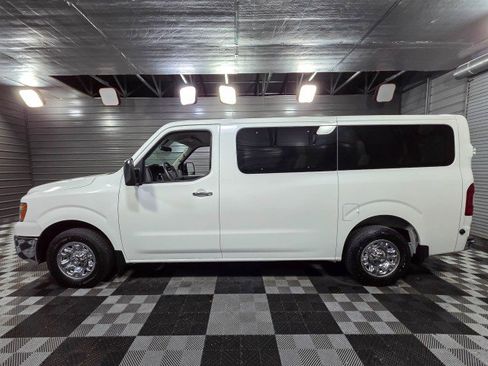 Used 2018 Nissan NV 3500 SL image 8