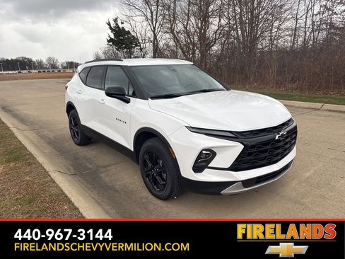 New 2025 Chevrolet Blazer LT w/ Midnight/Sport Edition image 11