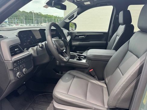 New 2026 Chevrolet Tahoe Z71 w/ Comfort Package AWD/4WD image 16
