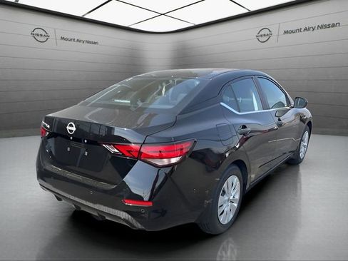 New 2025 Nissan Sentra S image 4