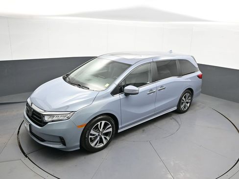 Used 2023 Honda Odyssey Touring image 37