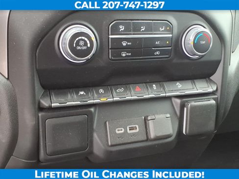Used 2022 Chevrolet Silverado 1500 Custom Trail Boss AWD/4WD image 17