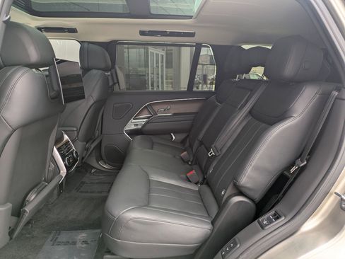 Certified 2023 Land Rover Range Rover Long Wheelbase Autobiography image 27