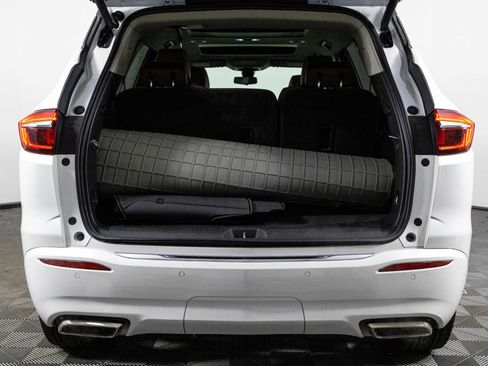 Used 2020 Buick Enclave Avenir w/ Avenir Technology Package image 36
