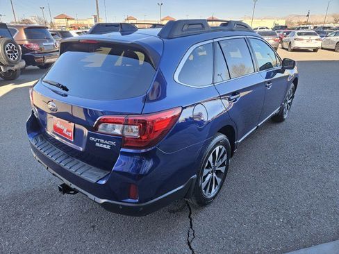 Used 2017 Subaru Outback 2.5i Limited image 5