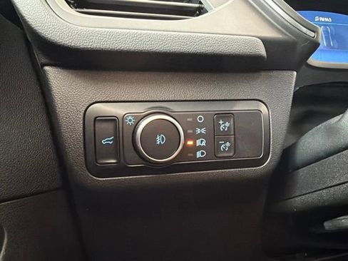 Certified 2024 Ford Escape Platinum AWD/4WD image 26