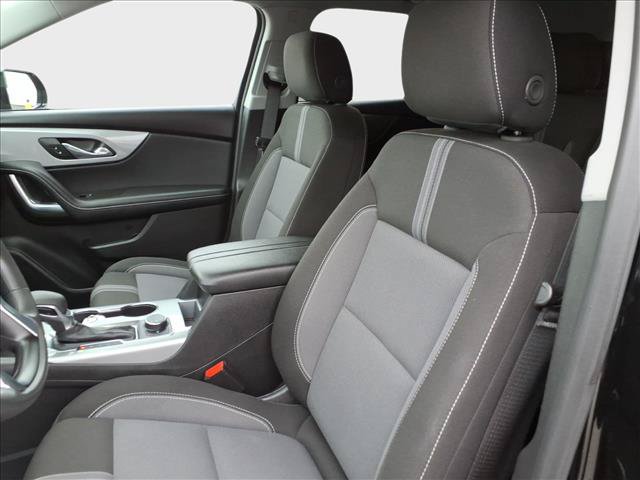 Used 2025 Chevrolet Blazer LT FWD image 16
