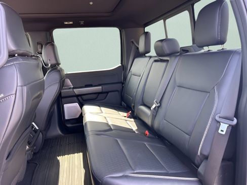 Used 2025 Ford F150 Lariat w/ Equipment Group 502A High image 11