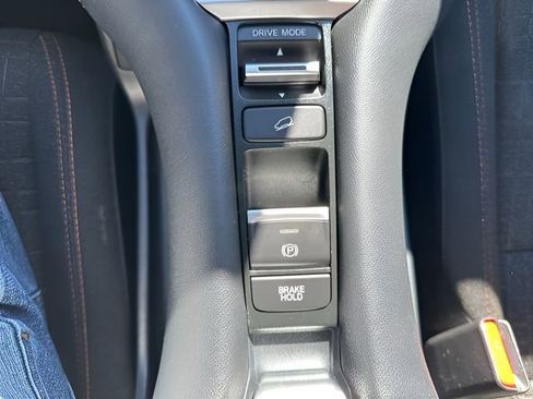 Used 2025 Honda HR-V Sport image 26